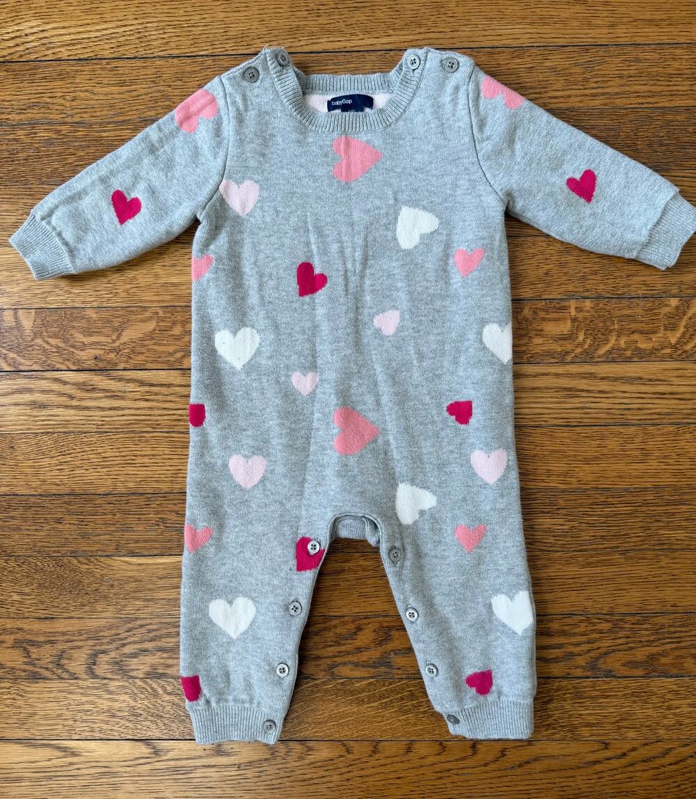 Gap Girls' Knit Hearts Valentine's Romper Size 6-12m
